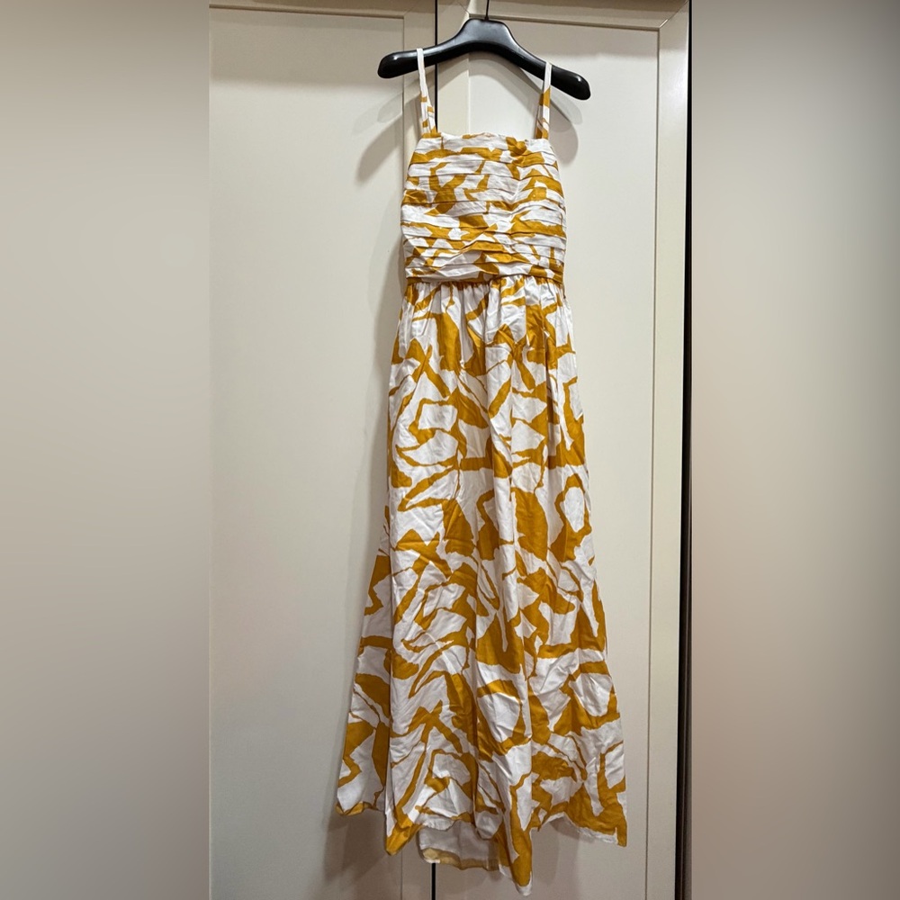 Elegant Yellow and White Women's Dress